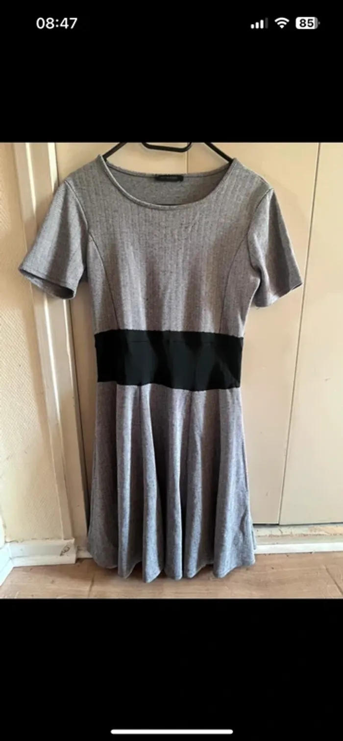 Robe longueur genou taille M