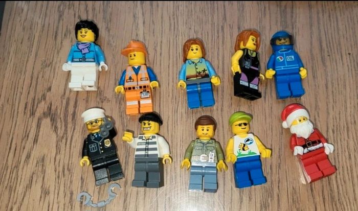 Lot 10 figurines LEGO Et accessoires - photo numéro 4