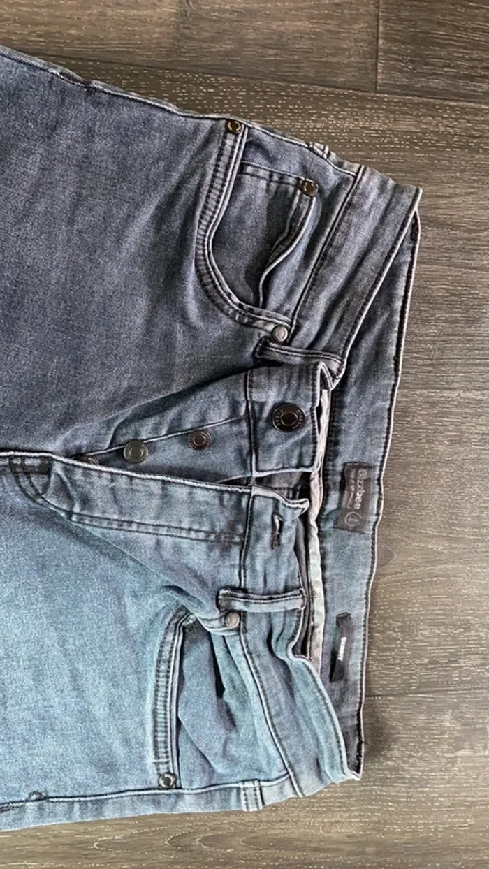 Jeans noir - photo numéro 3