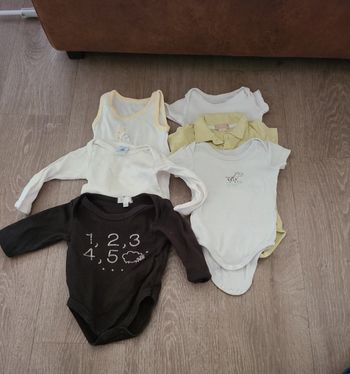 Lot de 6 body 6 mois