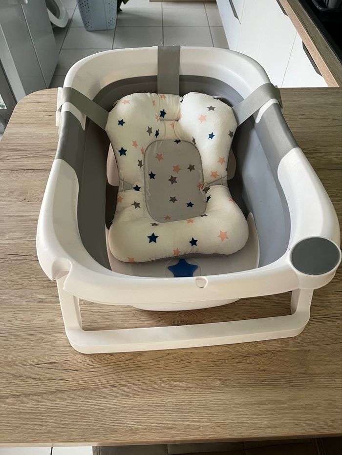 Baignoire bébé avec coussin - photo numéro 2