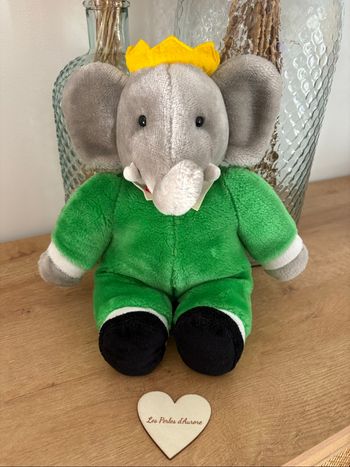 Babar 25 cm assis très bon état