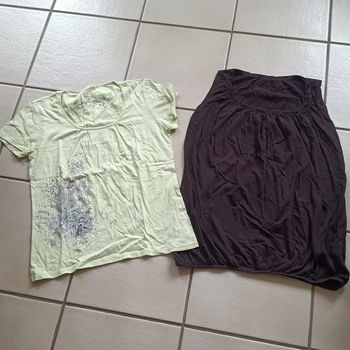 2 tee shirt taille 40