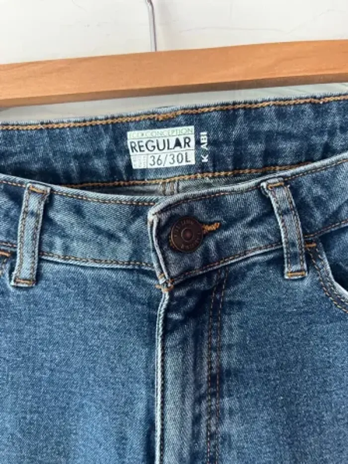 Jean regular bleu – Kiabi – T36 / 30L – Neuf - photo numéro 2