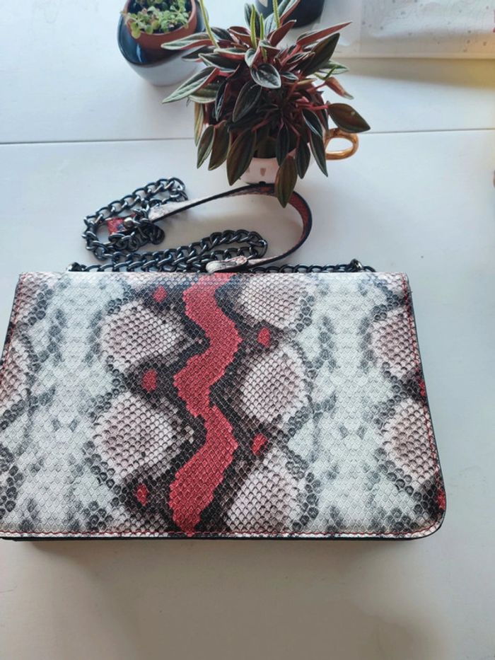 Sac pochette python rose foncé blanc et gris à chaîne - photo numéro 2