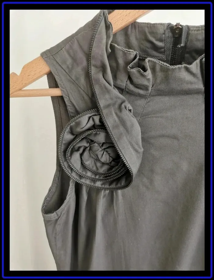 Robe chic grise - photo numéro 2