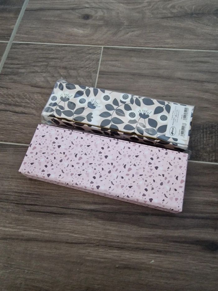 Lot de plumiers stylos - photo numéro 3