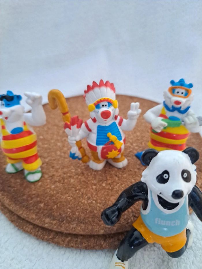 Lot figurines Flunch - photo numéro 4