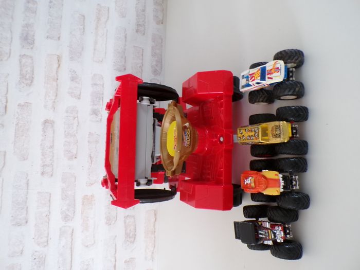 Piste géante - Camion de Monster trucks - Hot Wheels - Hotwheels - photo numéro 3