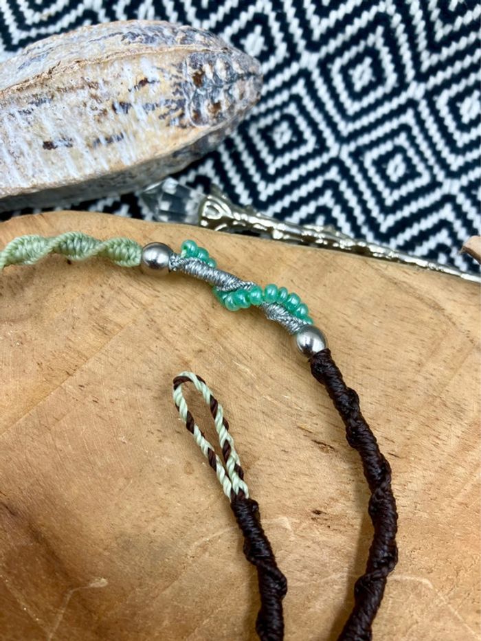 Bijou de cheveux - ateba - en macramé avec lune et coquillage - photo numéro 4