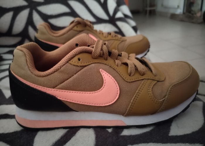 Baskets "Nike MD Runner 2" neuves