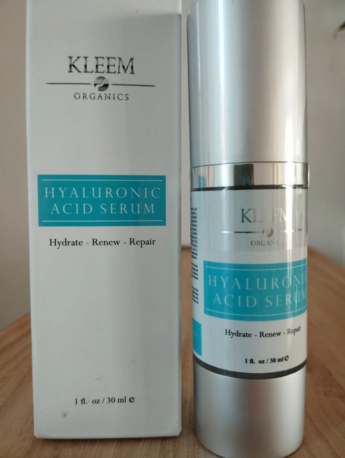 Sérum a l'acide hyaluronique