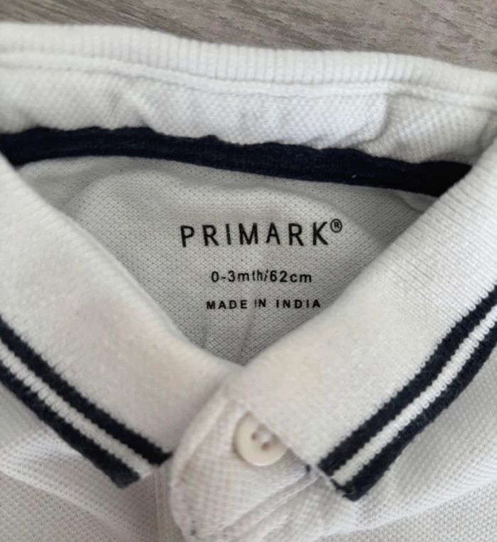 Lot 2 bodies polo primark 3 mois - photo numéro 7