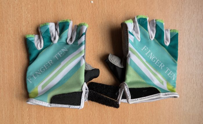 Gants de vélo/ cyclisme enfant 5/6 ans - photo numéro 1