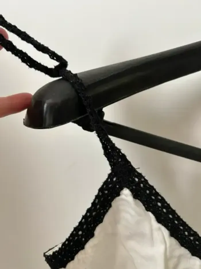 Débardeur Naf Naf taille 34 - photo numéro 3