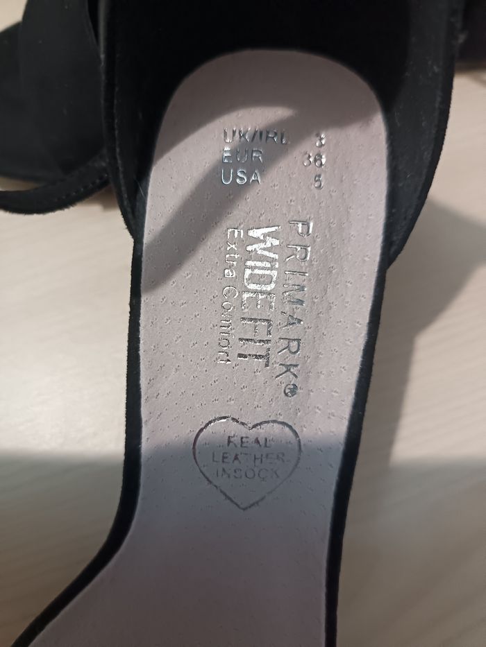 Chaussure daim en cuir - photo numéro 2
