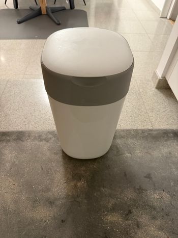 Poubelle à couchés Tommee Tippee