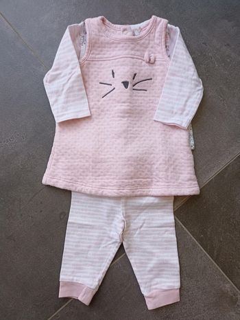 Ensemble T-shirt + robe + legging T54