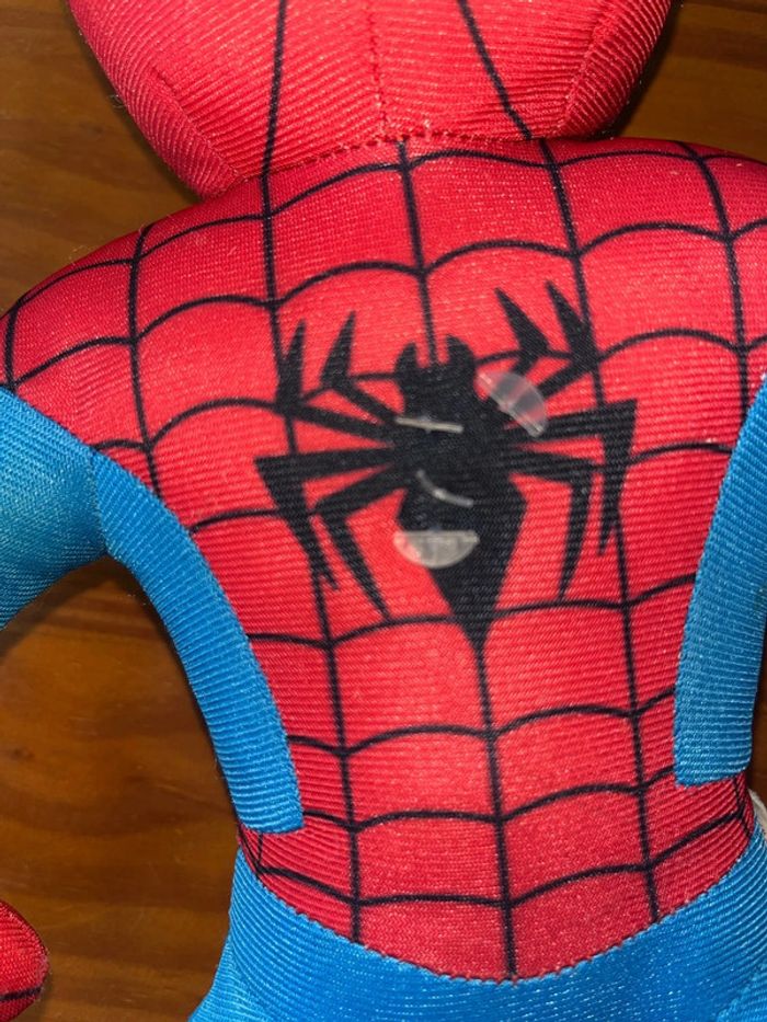Peluche doudou Spiderman - photo numéro 2