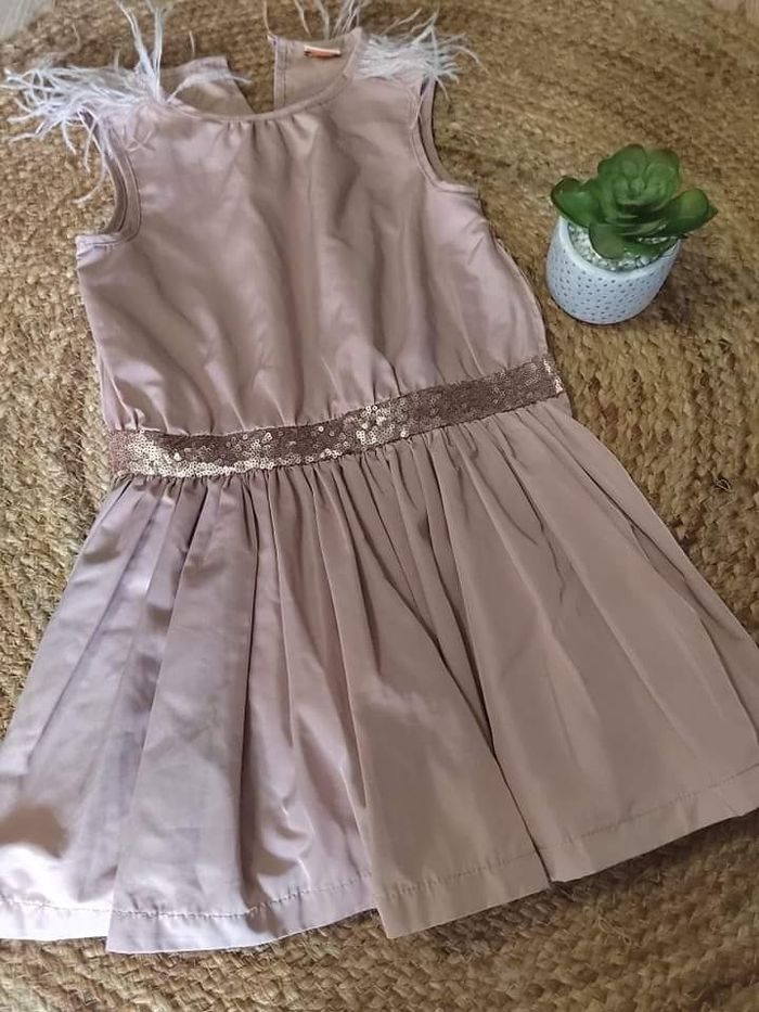 Robe 6 ans tape à l'œil