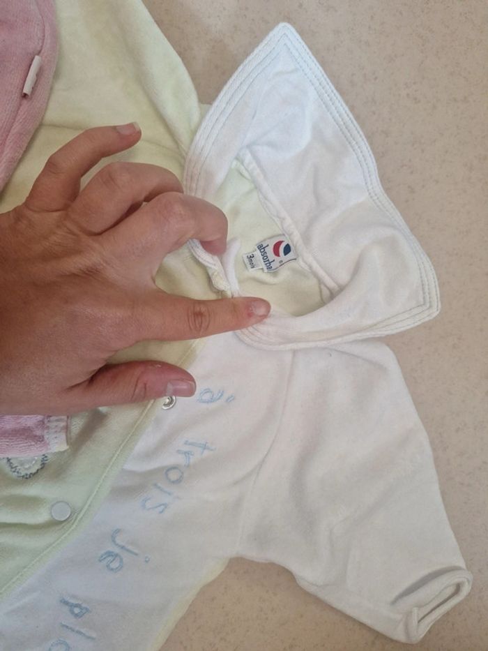 2 pyjamas tout doux 3 mois - photo numéro 6