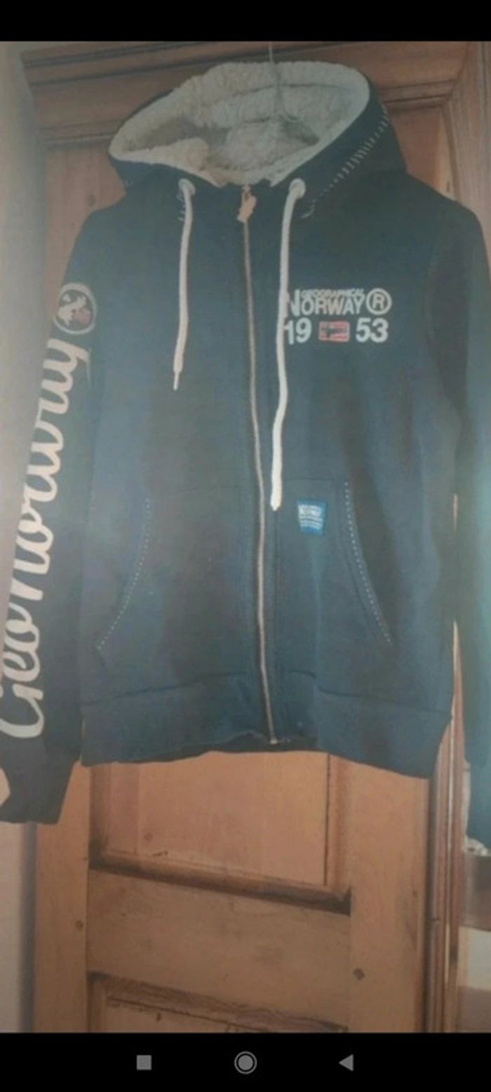 Gilet zippé à capuche 14 ans - photo numéro 2