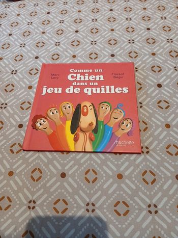 Comme un chien dans un jeu de quille