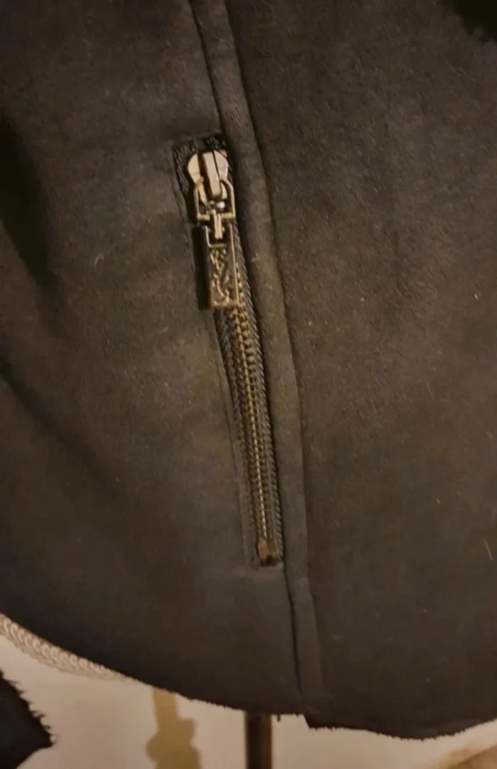 Veste courte noire - photo numéro 5