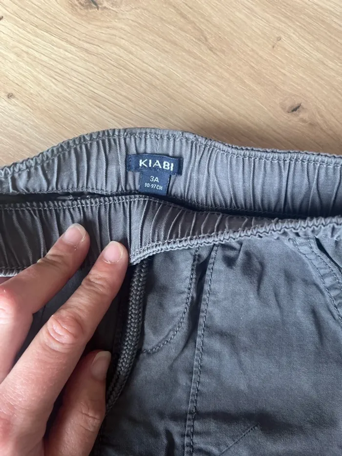 Short gris - photo numéro 2