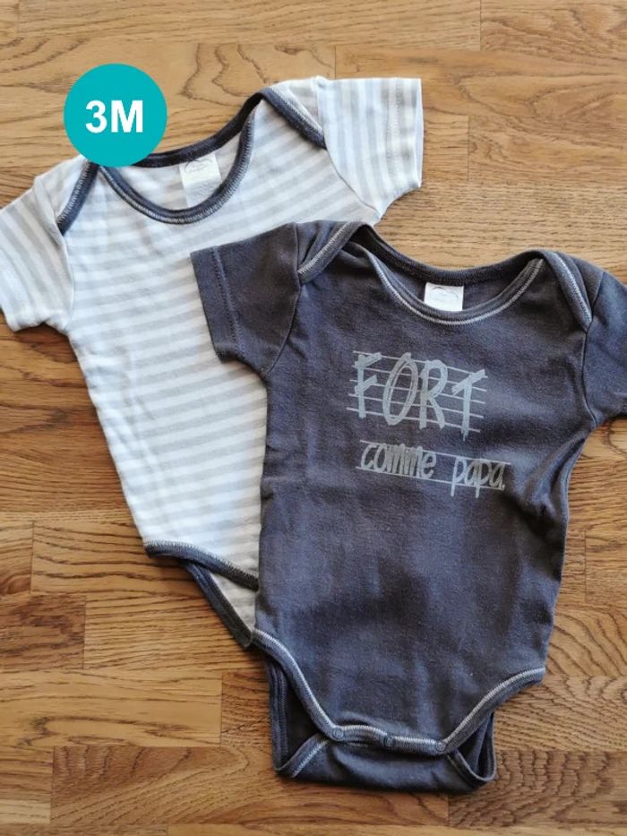 Lot 2 bodies manches courtes rayures papa gris Mots d'enfants 3 mois