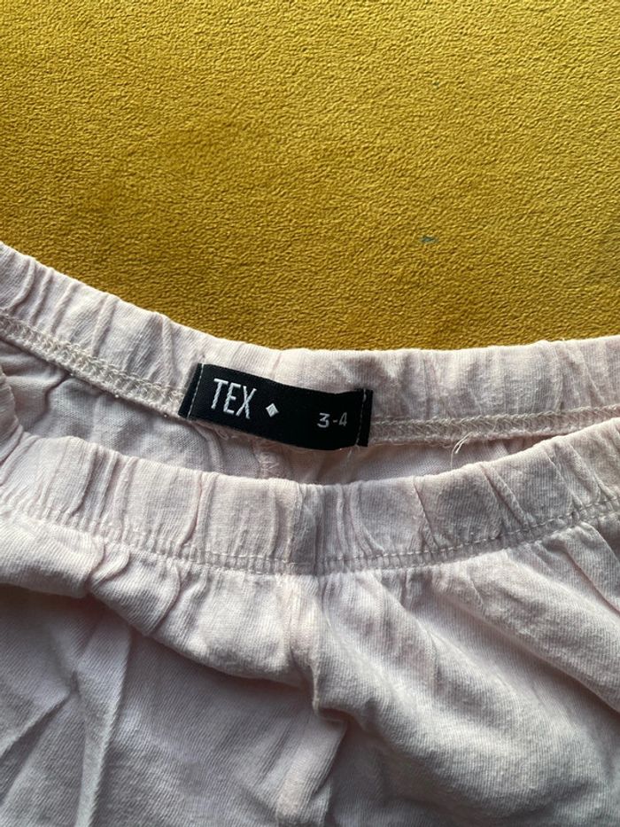 Short léger taille 3/4 ans - photo numéro 3
