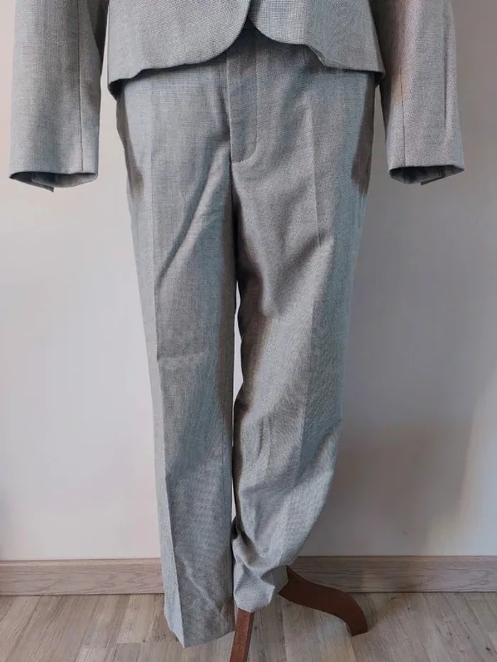 Ensemble gris "Zara" - photo numéro 2