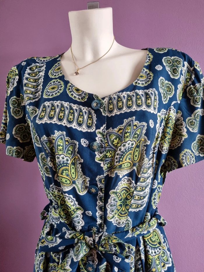 Robe vintage à motif mandala - photo numéro 3