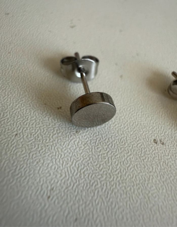 Boucles d’oreilles homme acier inoxydable argent argenté ronde simple - photo numéro 6
