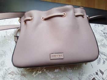 Sac à main femme neuf jamais porté