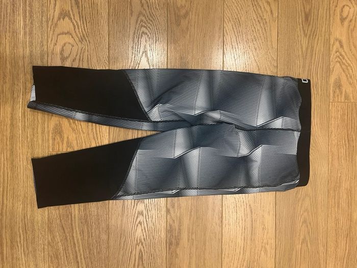 Leggings femme Nike Dri-FIT taille M - photo numéro 2