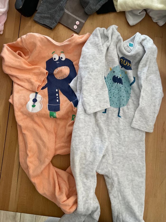 Lot 2 pyjamas velours 9 mois