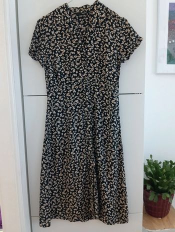 Robe Boutonnée vintage noire petites fleurs