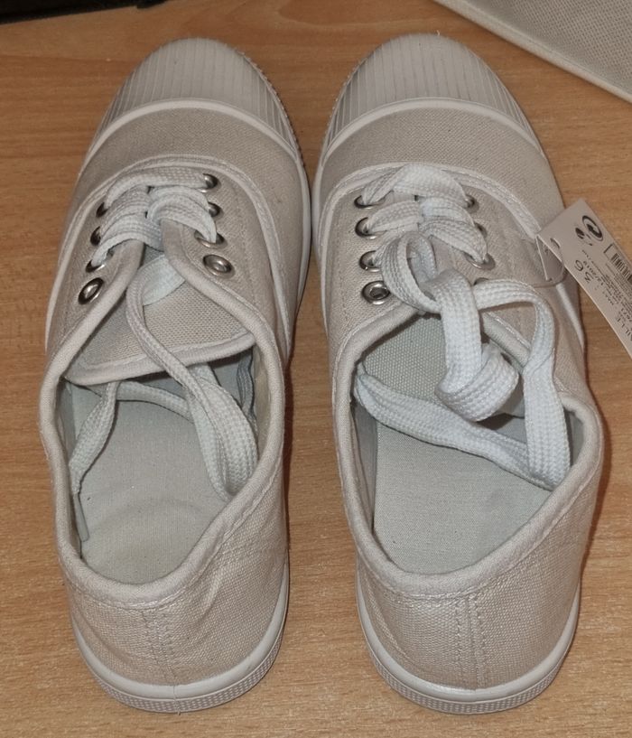 Chaussure a lacets blanche - photo numéro 2