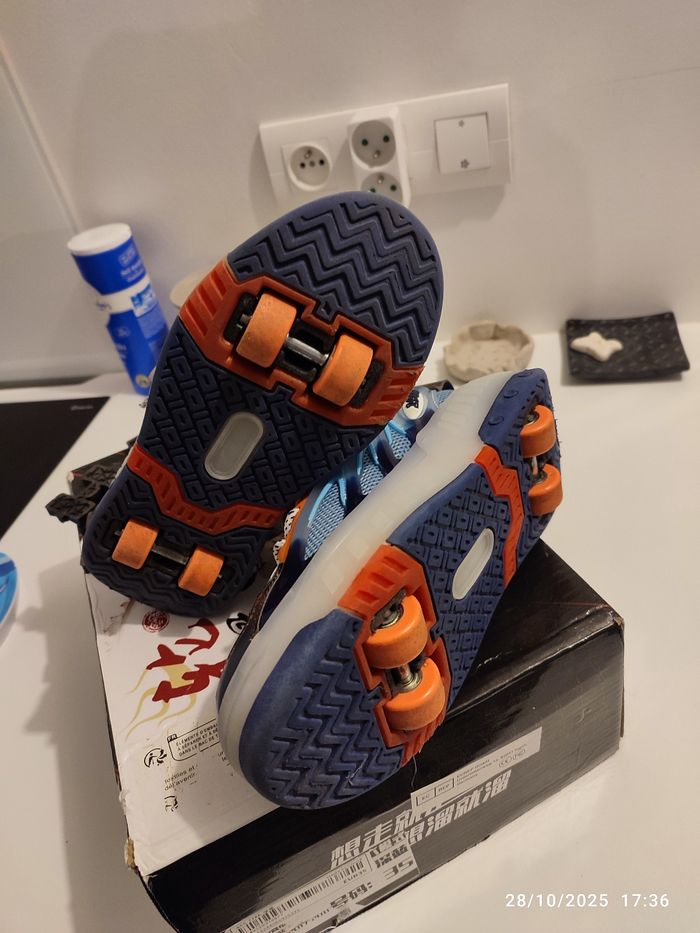 Baskets rollers lumineuses - photo numéro 2