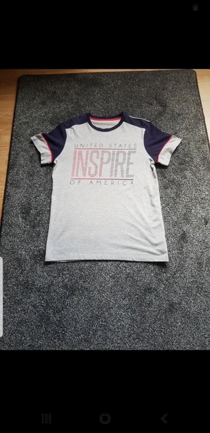 Tee shirt taille M find
Impeccable - photo numéro 3