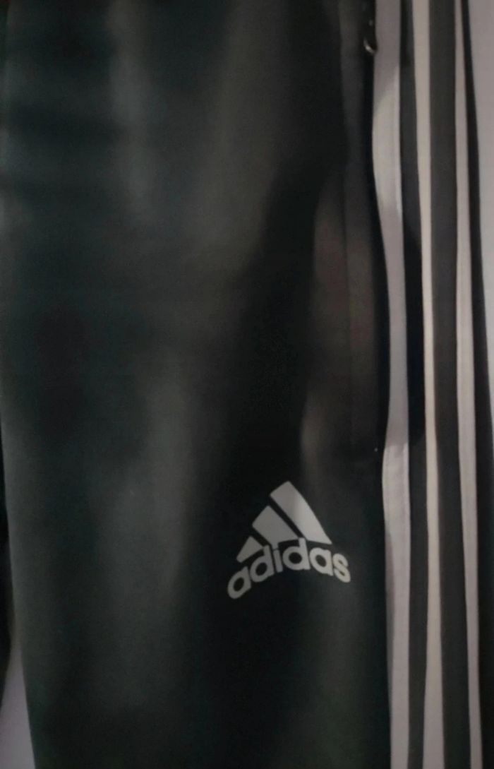 Pantalon de sport Adidas Taille 34 - photo numéro 3