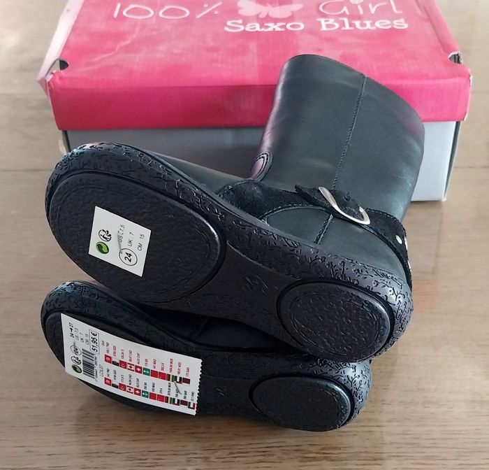 Bottes fille pointure 24 neuves - photo numéro 5