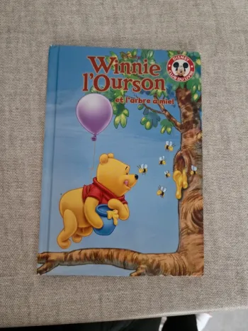 Livre winnie l'ourson et l'arbre à miel disney