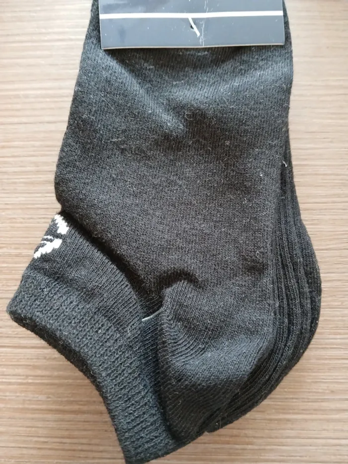 Lot de 3 paires de mi chaussettes Sergio tacchini 31/35 - photo numéro 3