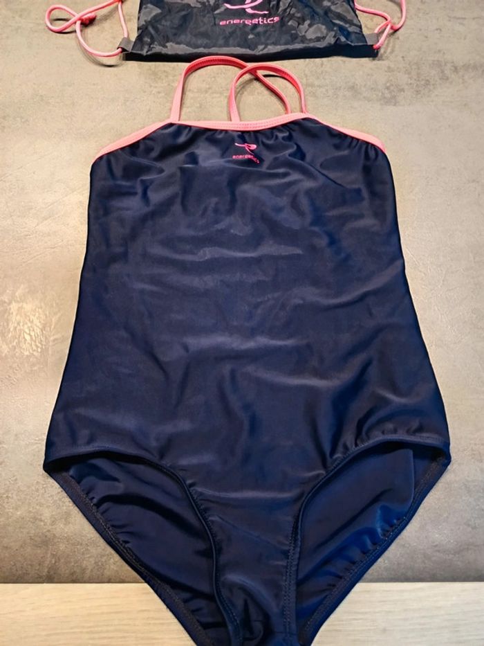 Vends maillot de bain 1 pièce. - photo numéro 2