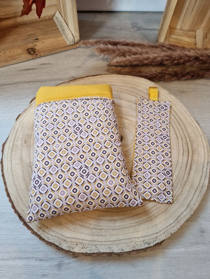 Pochette Livre de Poche + marque pages - photo numéro 4