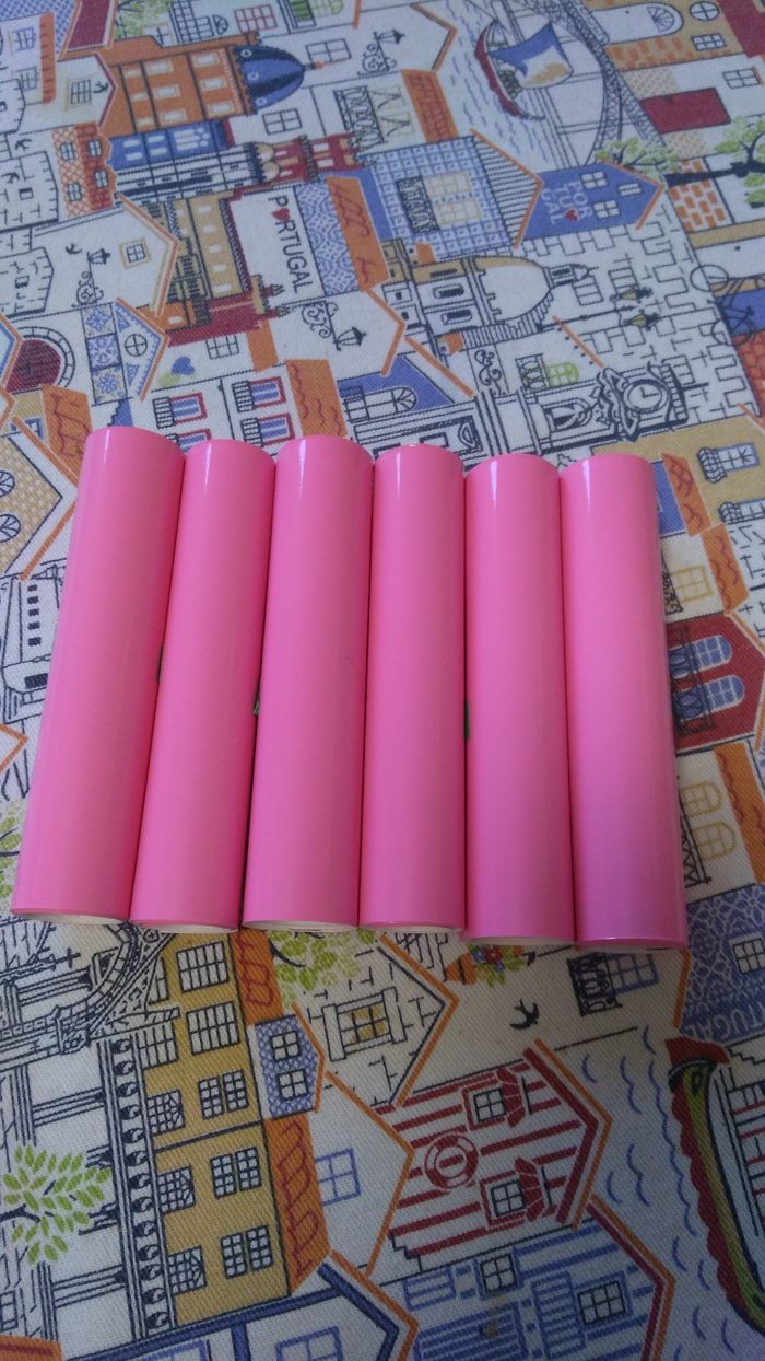 6  minis rouleaux vinyle adhésif  permanent roses - photo numéro 2
