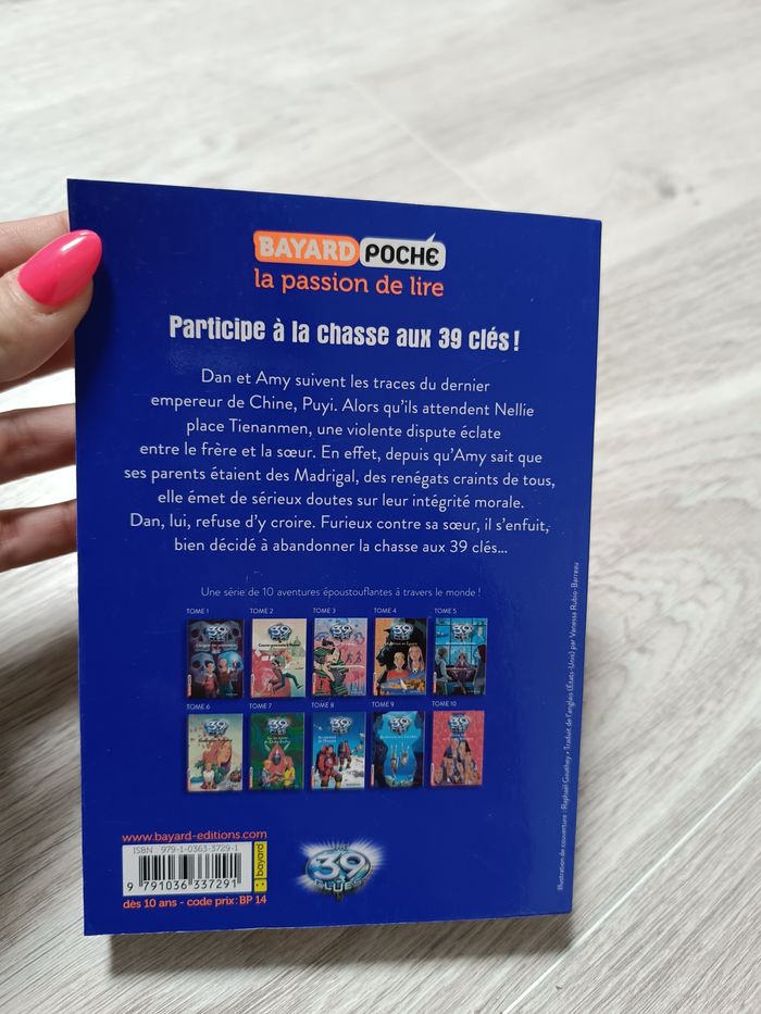 Livre Les 39 clés Numéro 8 - photo numéro 2