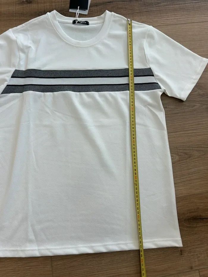 T-shirt homme taille M blanc et gris taille 38/40 - photo numéro 4
